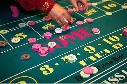 385 bet